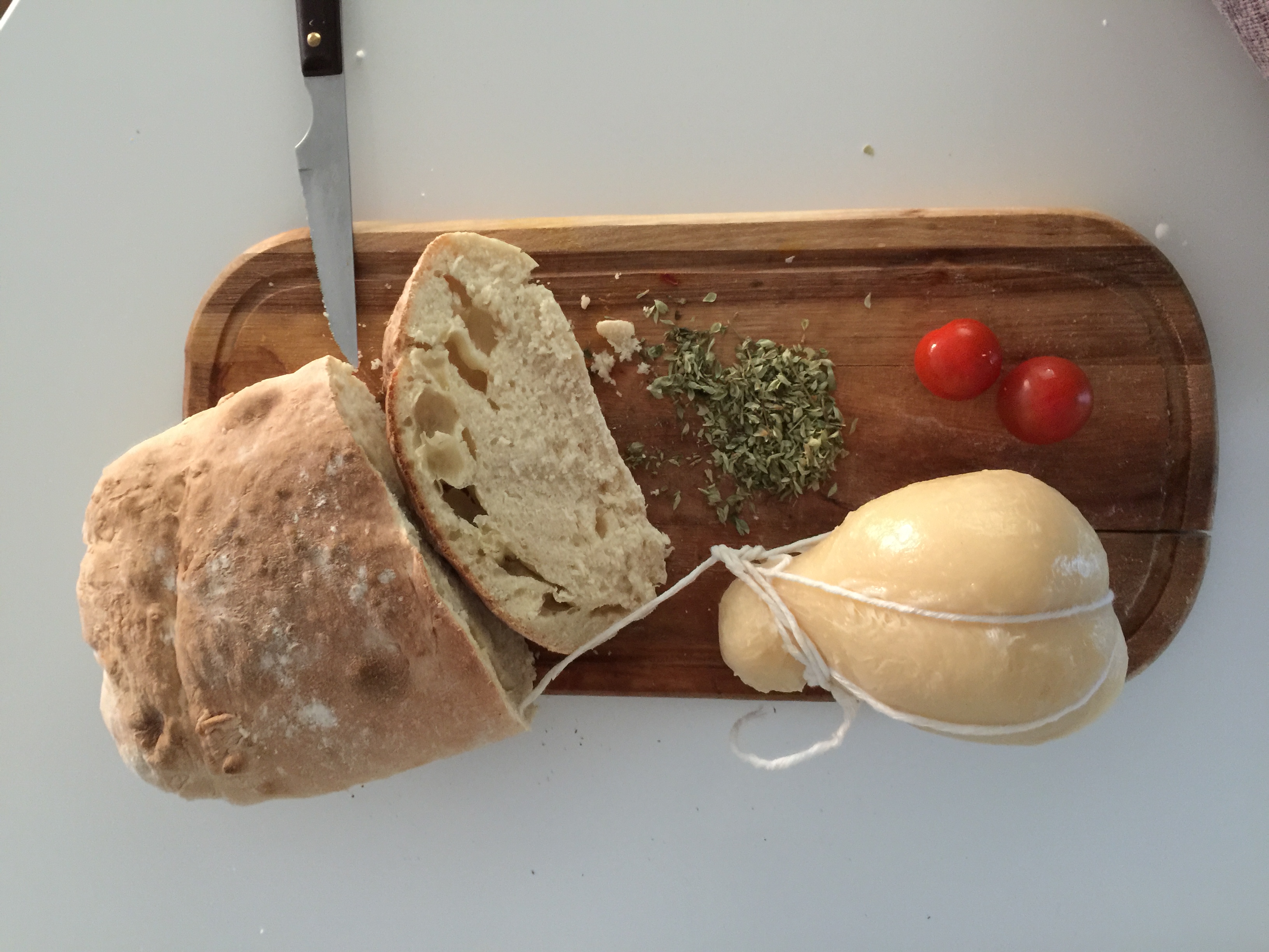 Queso Scamorza y Provolone madurado
